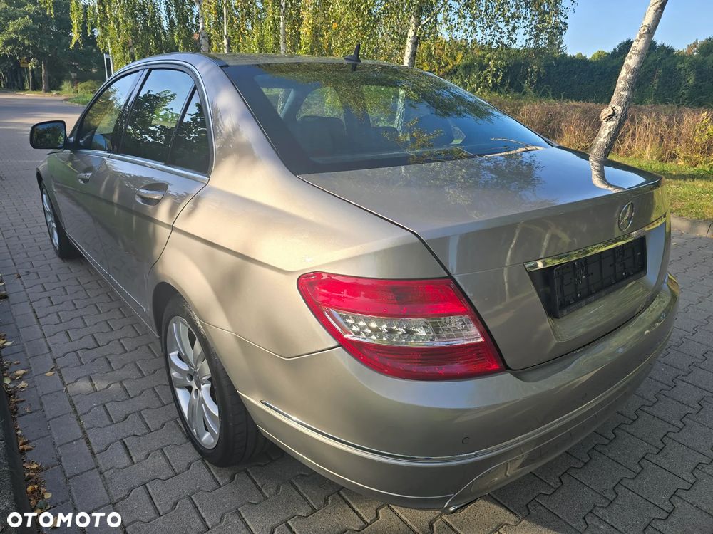 Mercedes-Benz Klasa C 220 CDI DPF Automatik Elegance - 10