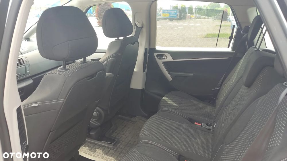 Citroën C4 Picasso - 6