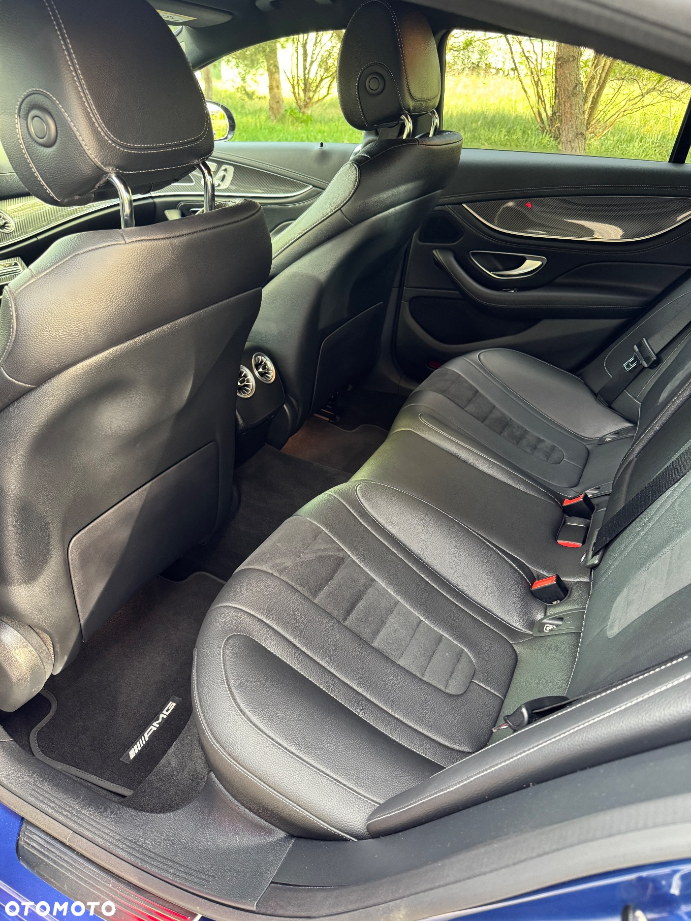 Mercedes-Benz CLS 300 d 4Matic 9G-TRONIC AMG Line - 12