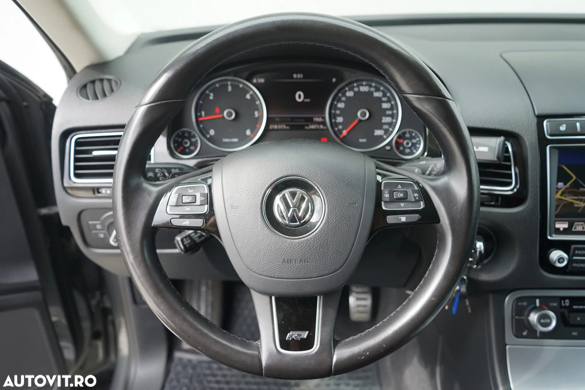 Volkswagen Touareg V6 TDI BMT Supreme Plus - 15