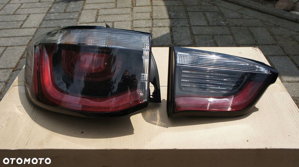 TYLNA LEWA LAMPA JEEP COMPASS II - 1