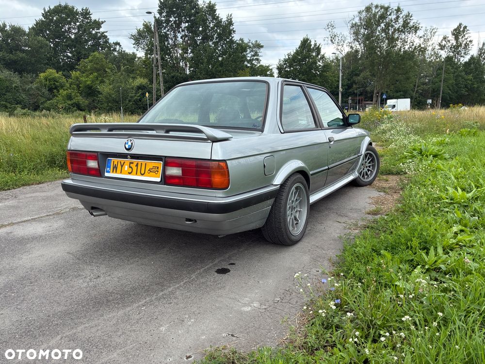 BMW Seria 3 325iX - 7