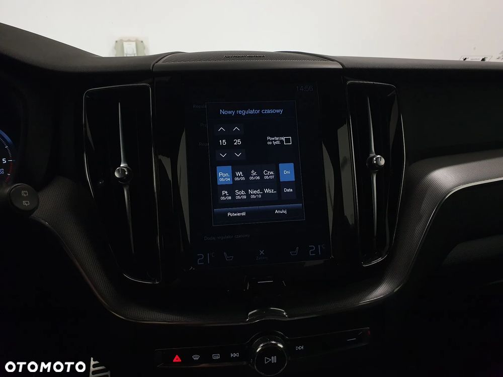 Volvo XC 60 D4 R-Design - 38