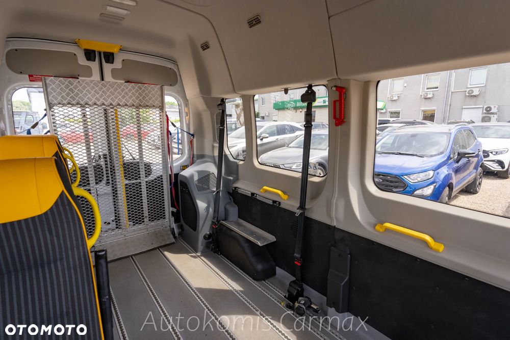 Ford Transit - 24
