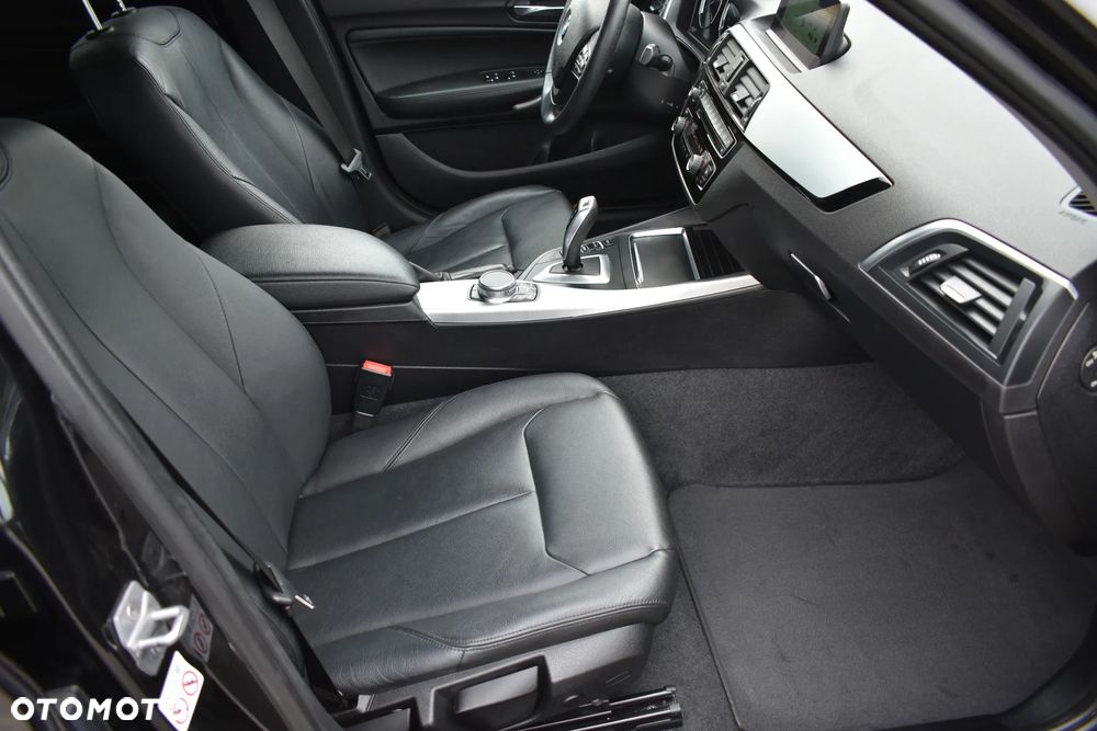 BMW Seria 1 120d Edition M Sport Shadow - 13
