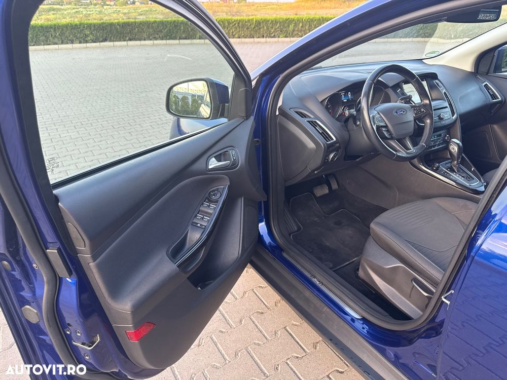 Ford Focus - 17