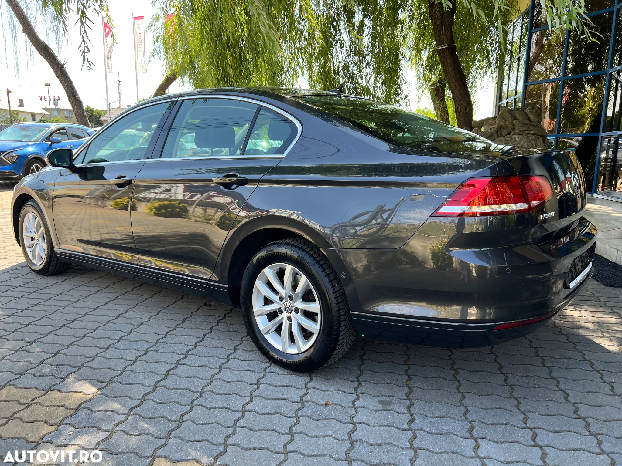 Volkswagen Passat 2.0 TDI (BlueMotion Technology) DSG Comfortline - 14