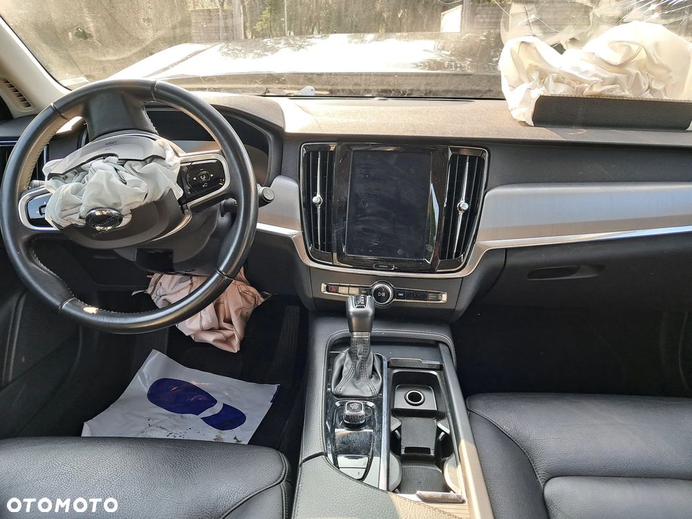 Volvo V90 D3 Geartronic Momentum Pro - 15