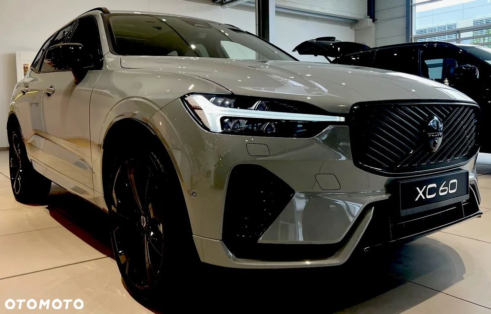 Volvo XC 60 T8 Plug-In Hybrid AWD Ultimate Black Edition - 15