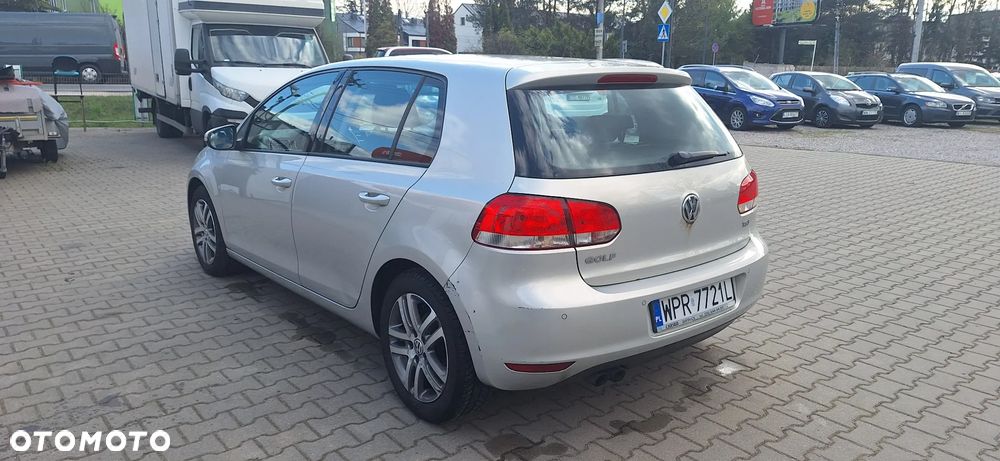 Volkswagen Golf 1.6 TDI Trendline DSG - 7