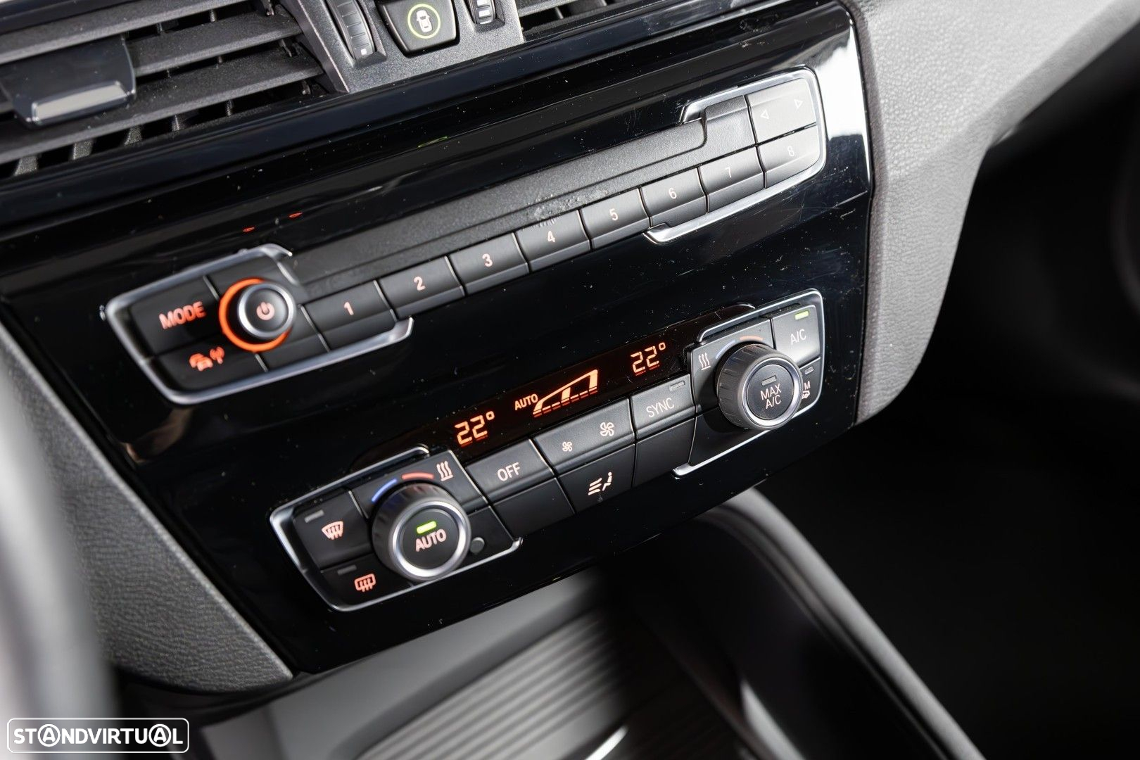 BMW X1 25 e xDrive Corporate Edition - 25