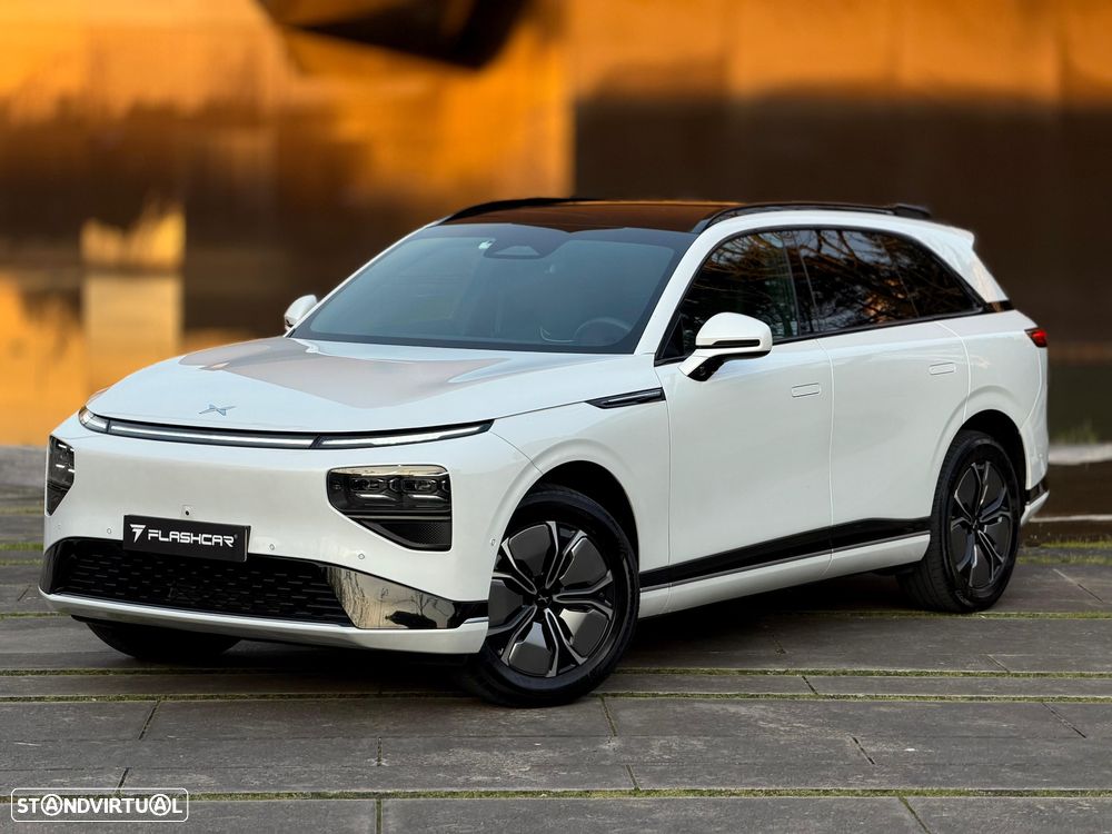 Xpeng G9 98 kWh Long Range - 41