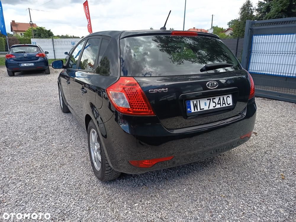 Kia Ceed 1.4 L Euro2012 - 8