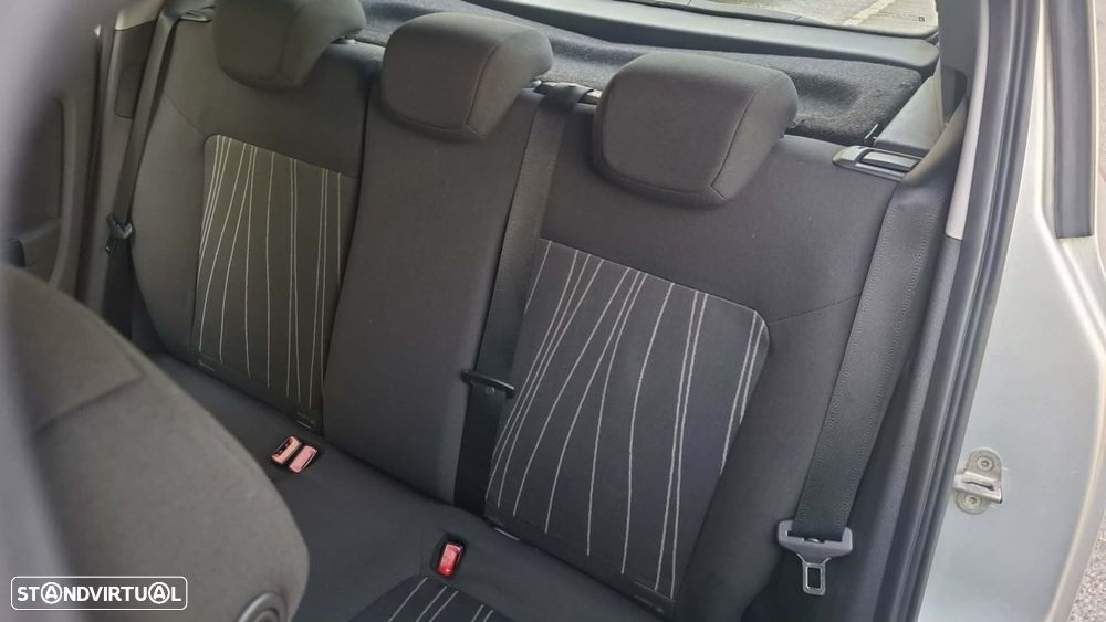 Opel Corsa 1.2 16V Enjoy - 11