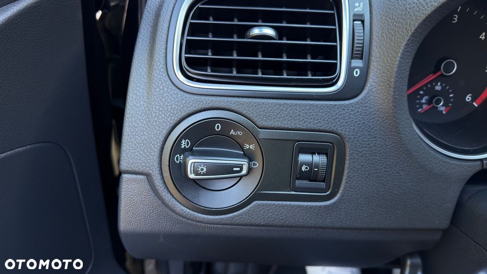 Volkswagen Polo 1.4 TDI Blue Motion - 12