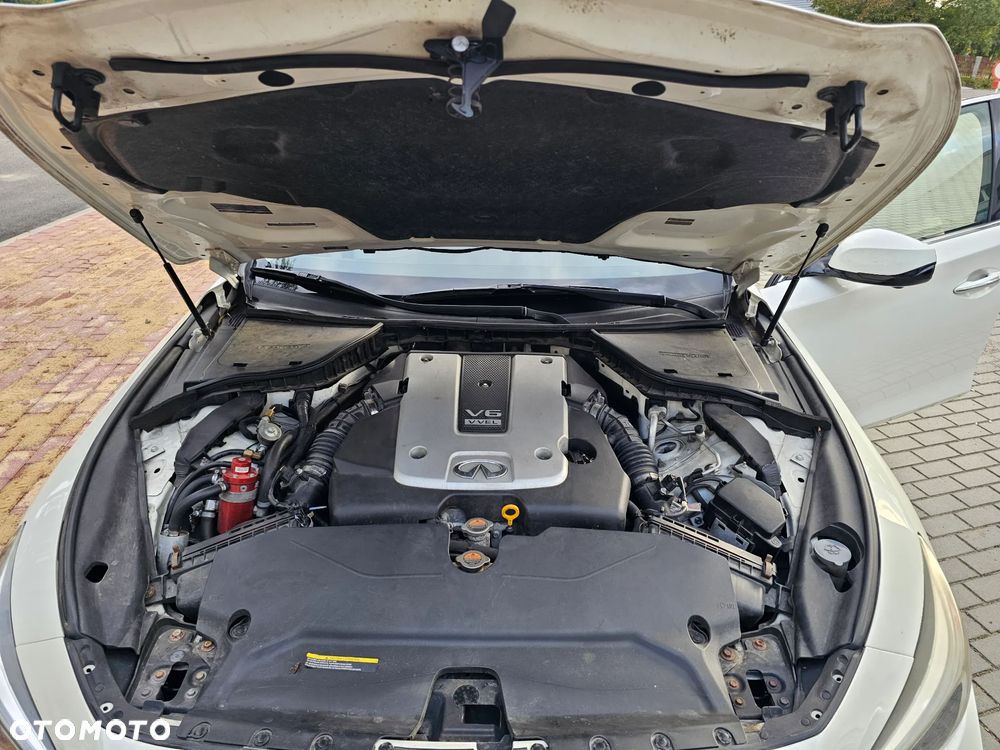Infiniti Q50 - 9