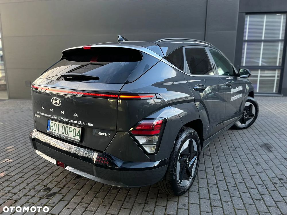 Hyundai Kona 65kWh Executive - 7