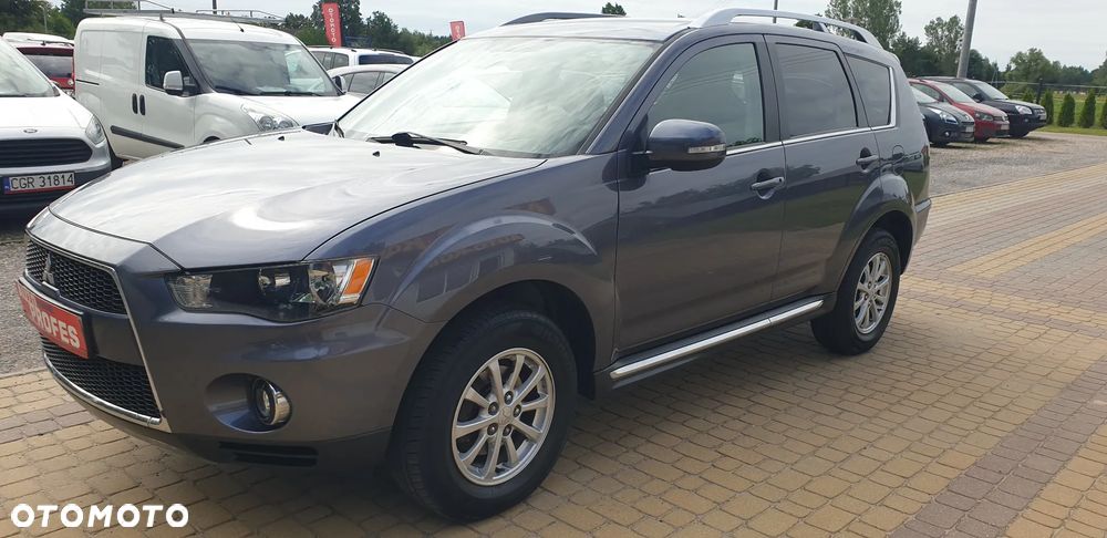 Mitsubishi Outlander - 3