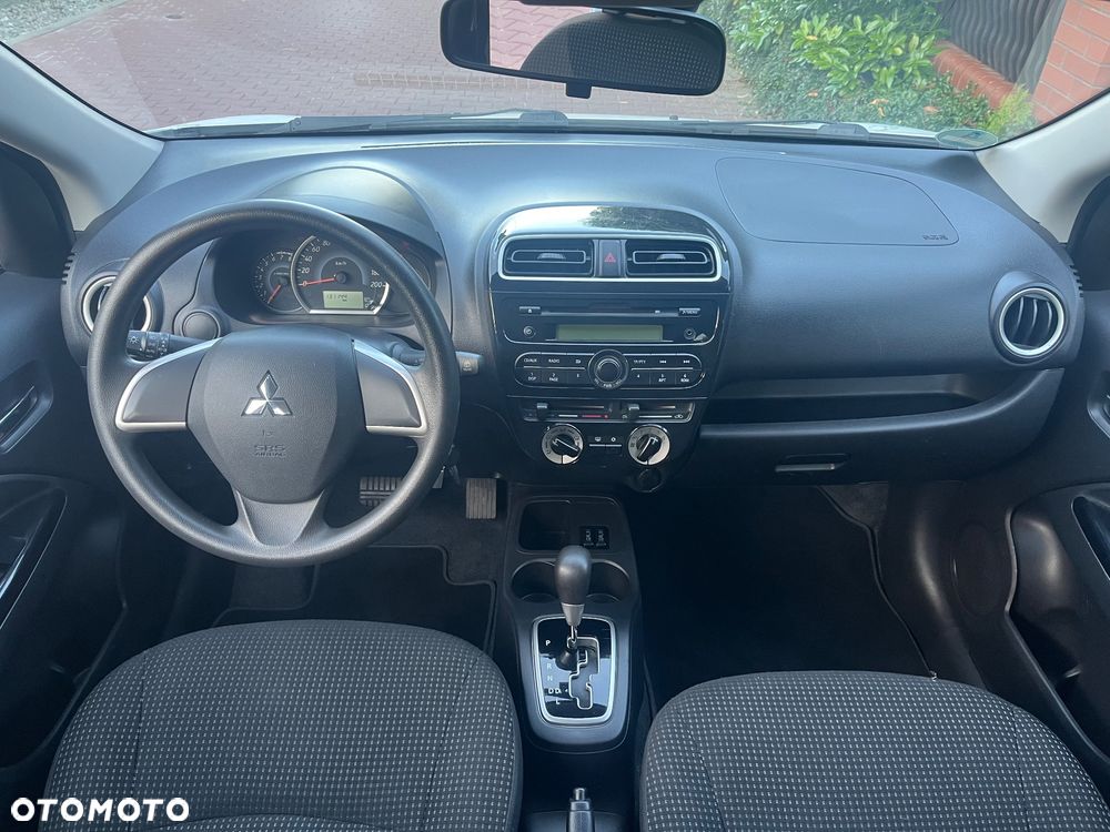 Mitsubishi Space Star 1.2 Invite CVT - 11