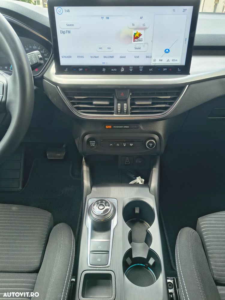 Ford Focus 1.5 EcoBlue Start-Stopp-System Aut. TITANIUM - 9