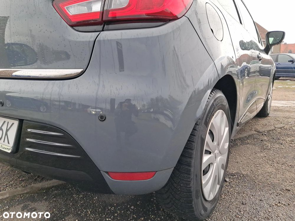 Renault Clio 1.2 16V Life - 30