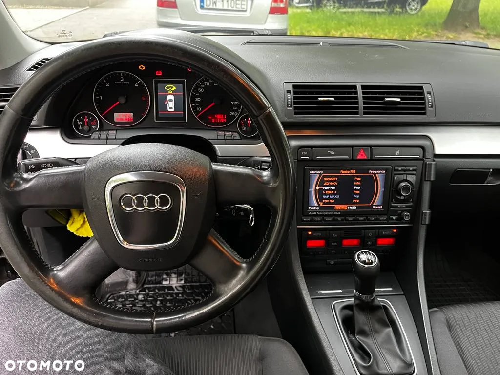 Audi A4 Avant 2.0 TDI - 7