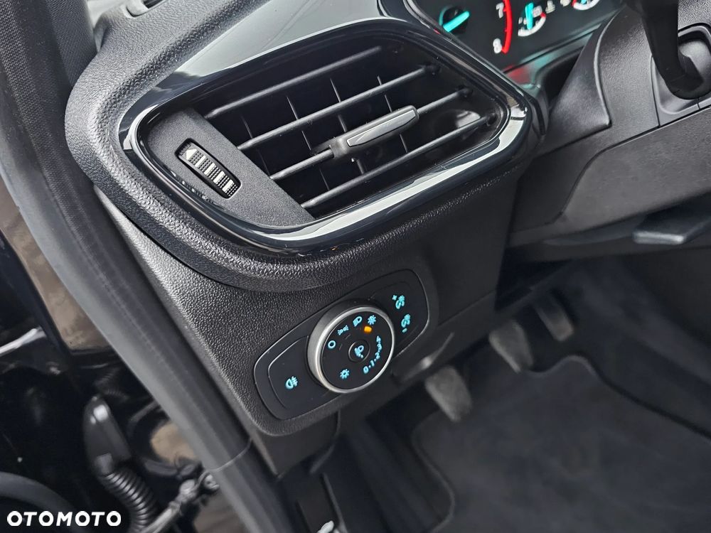 Ford Fiesta 1.1 Trend - 26