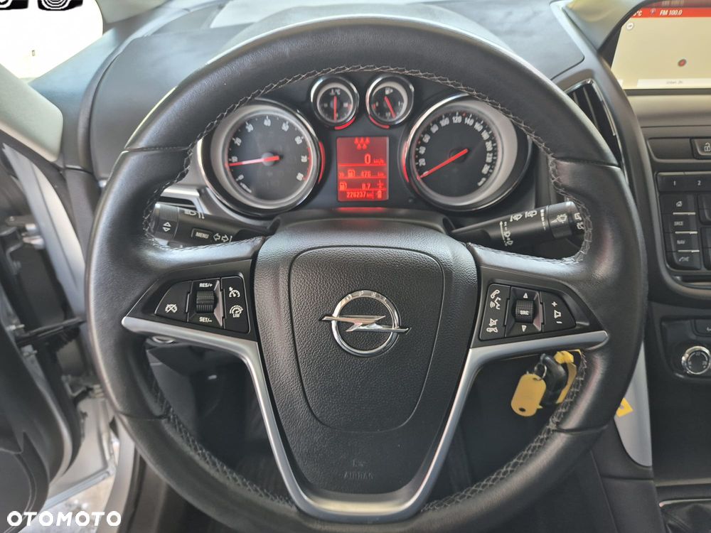 Opel Zafira Tourer 1.4 Turbo Business Innovation - 36