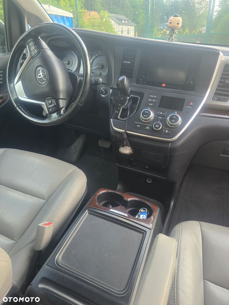 Toyota Sienna 3.5 V6 Limited AWD - 13