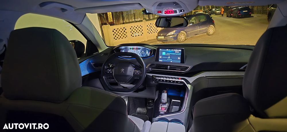 Peugeot 3008 1.2 PureTech 130 EAT8 Allure Pack - 30