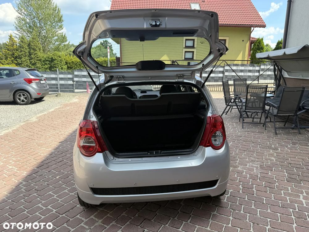 Chevrolet Aveo 1.2 LS - 36