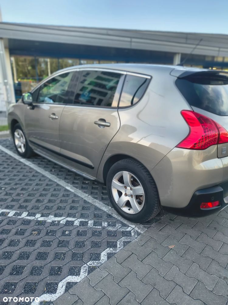 Peugeot 3008 2.0 HDi Active - 36