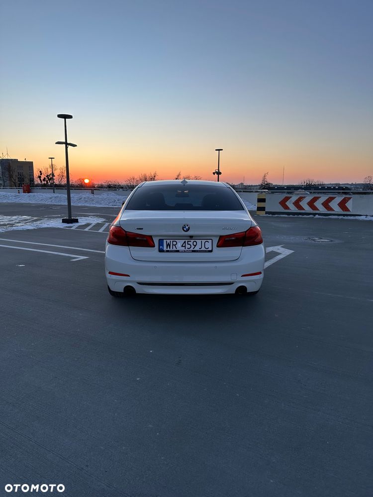 BMW Seria 5 530i xDrive Sport Line - 6