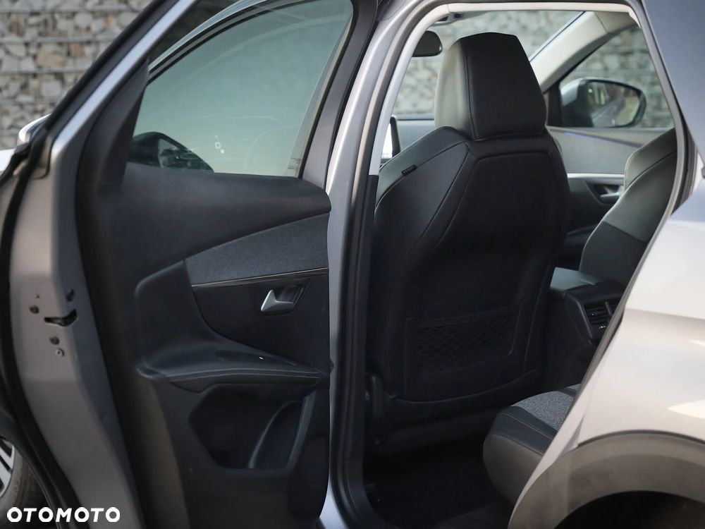 Peugeot 3008 PureTech 180 Stop & Start GPF EAT8 Allure - 26