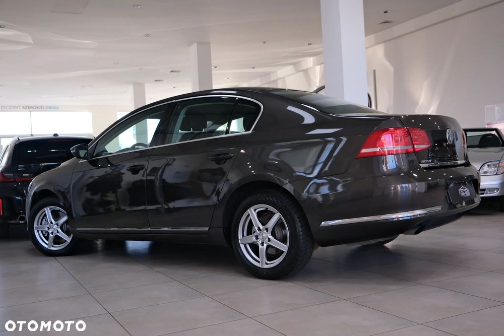 Volkswagen Passat 1.4 TSI Trendline - 14