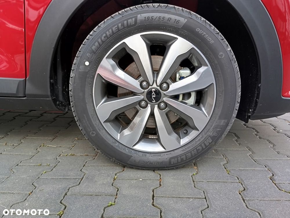 Kia Stonic 1.2 L - 14