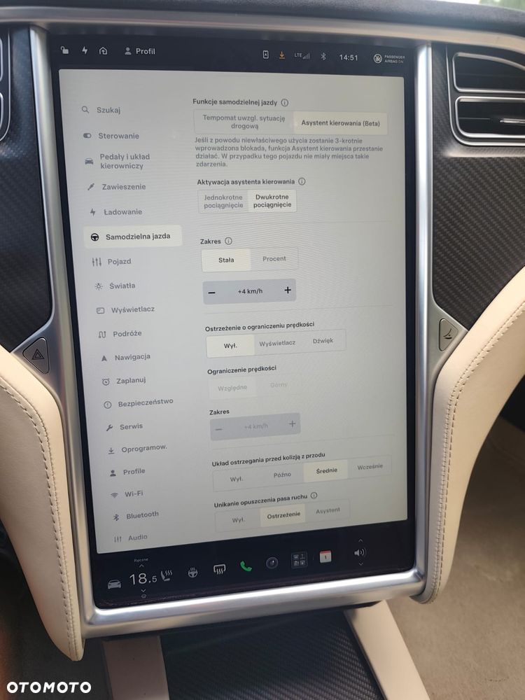 Tesla Model S - 25