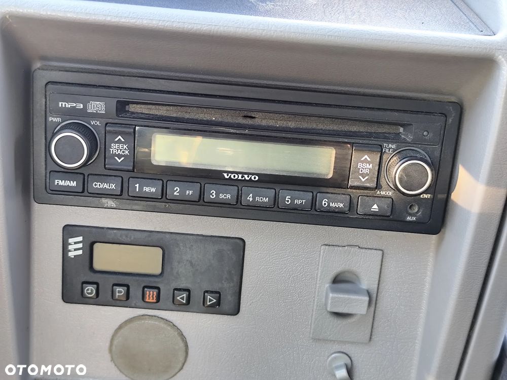 Volvo EC 210 CL - 10