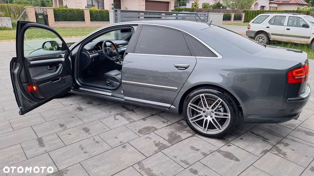 Audi A8 4.2 FSI Quattro - 11