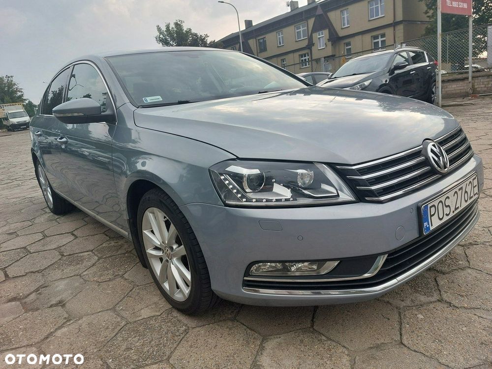Volkswagen Passat - 30
