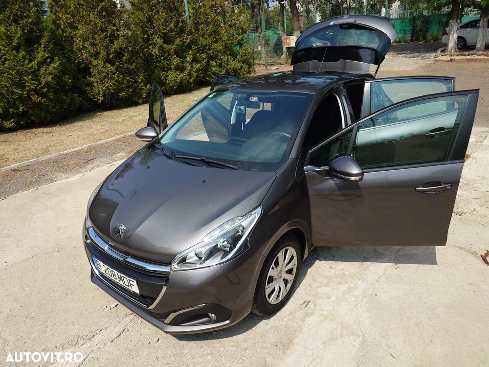 Peugeot 208 - 19