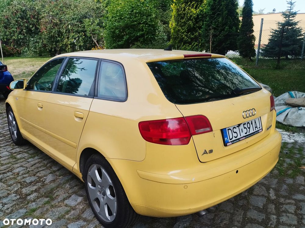 Audi A3 Sportback - 1