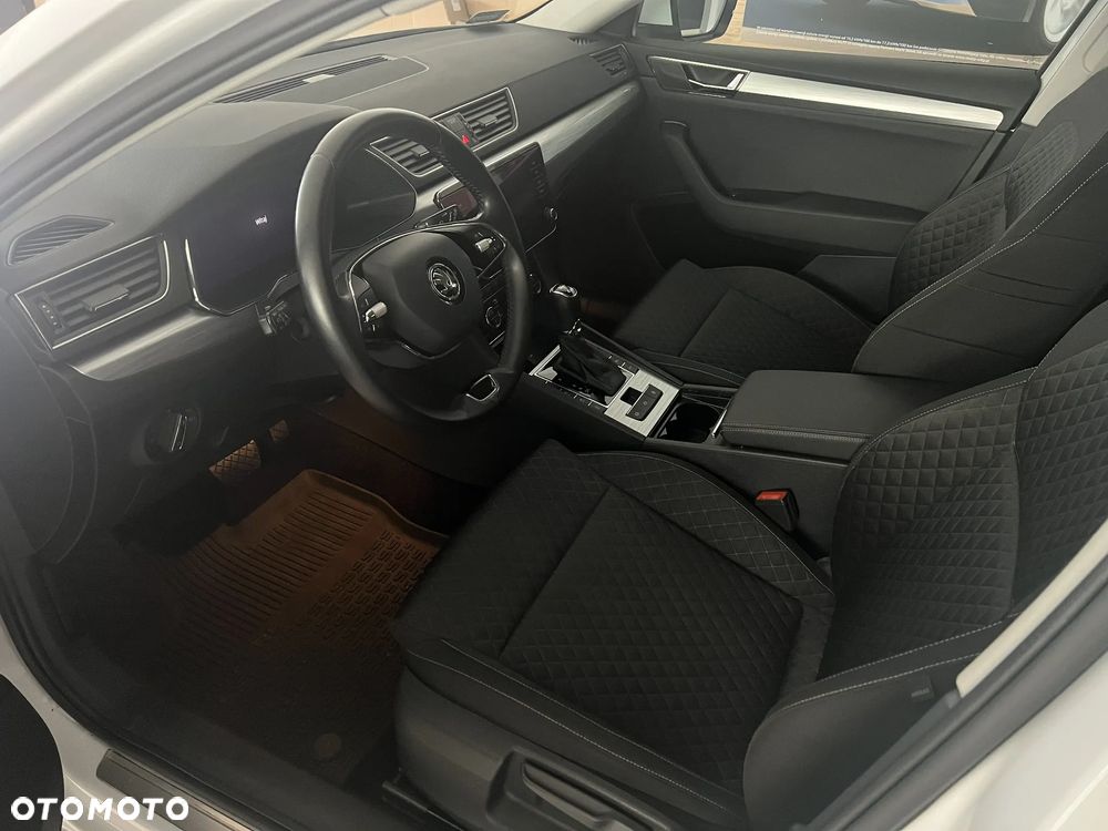 Skoda Superb 2.0 TSI 4x4 Ambition DSG - 9