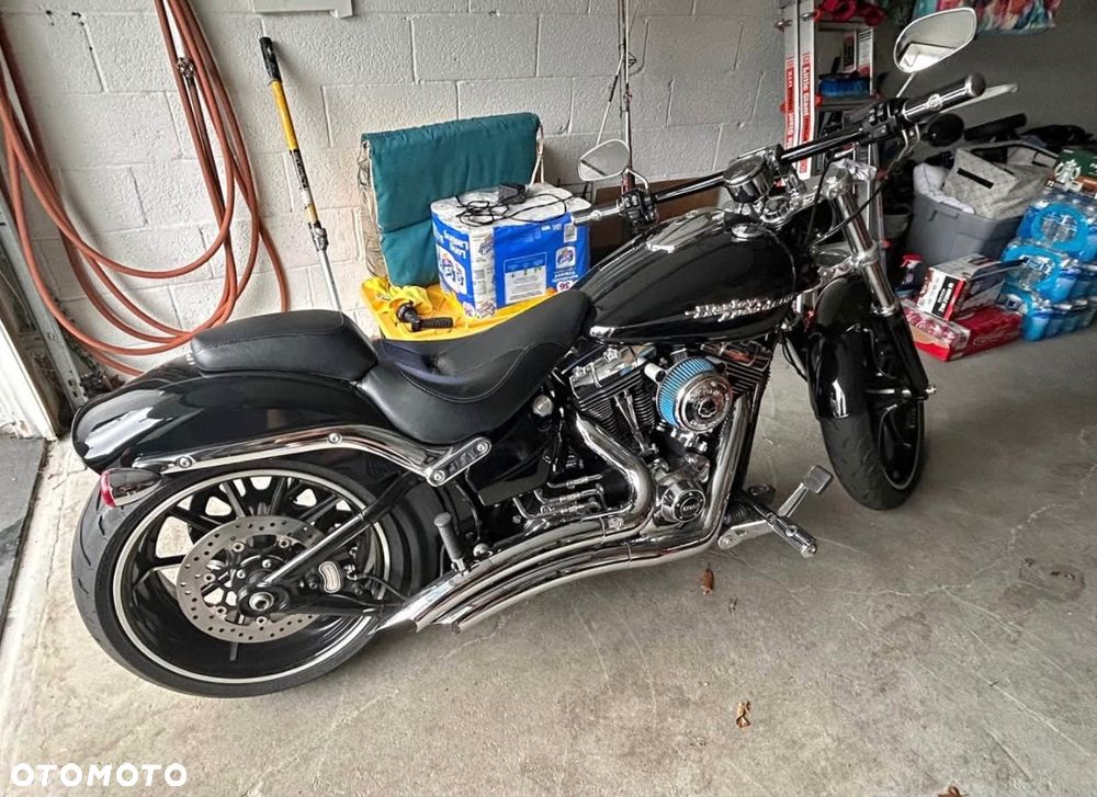 Harley-Davidson FXSB Breakout - 20