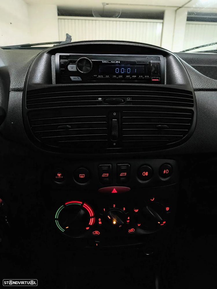 Fiat Punto 1.2 16V ELX - 11