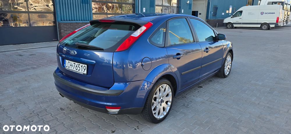 Ford Focus 1.6 16V Sport - 3