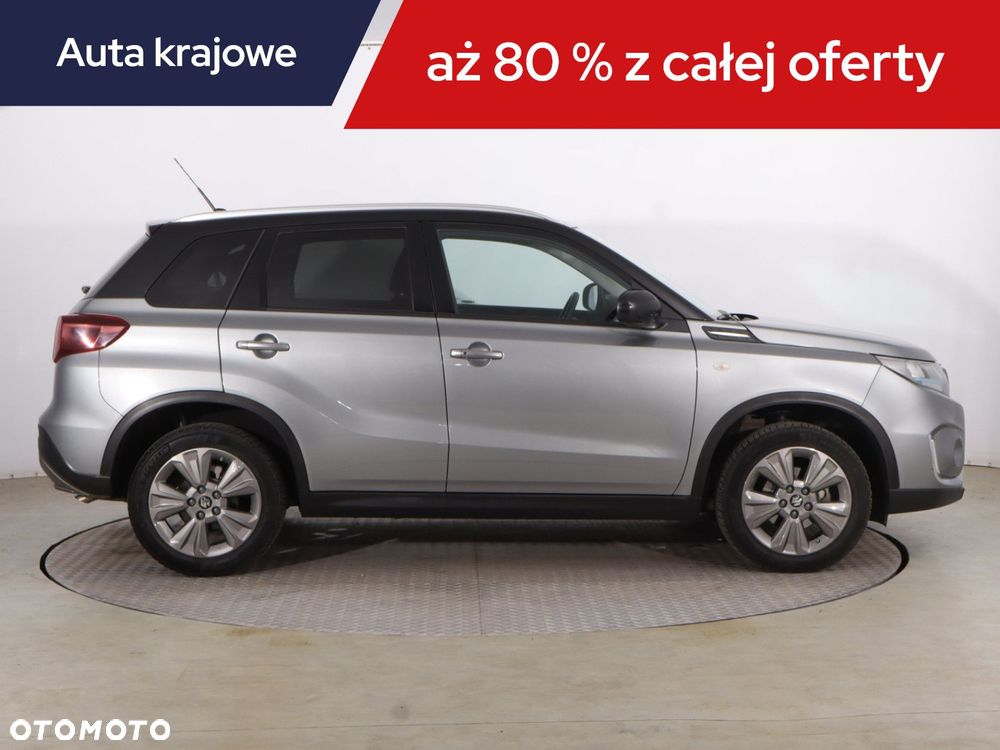 Suzuki Vitara - 8