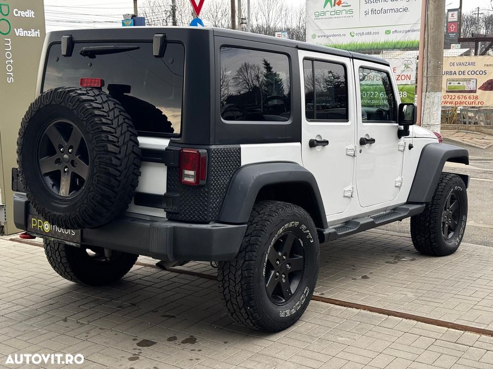 Jeep Wrangler - 3