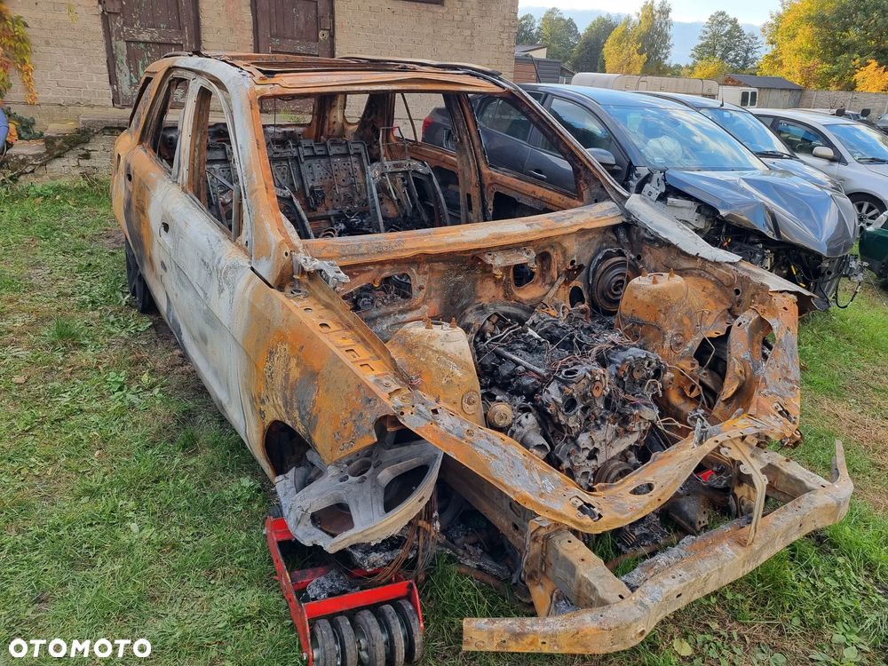 Mercedes-Benz GLE - 4