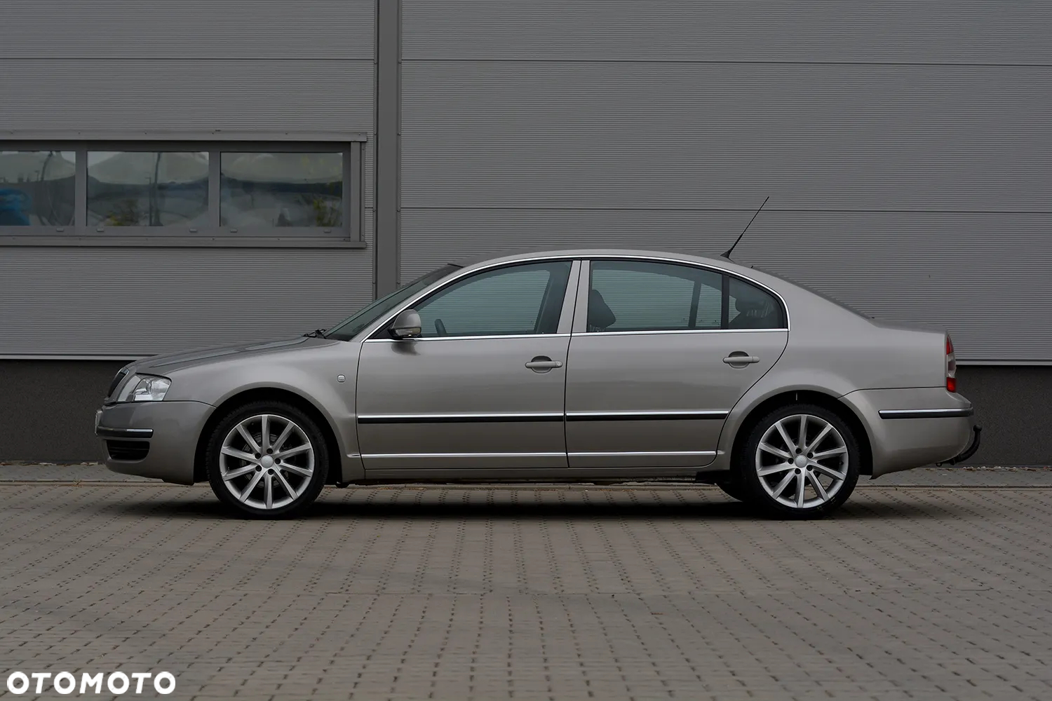 Skoda Superb Combi 2.0 TDI Elegance Green tec - 3